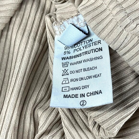 Beige Ribbed Zip-Up Long Sleeve Crop Top With "Lucky" Cuffs - M - Picture 6 of 7